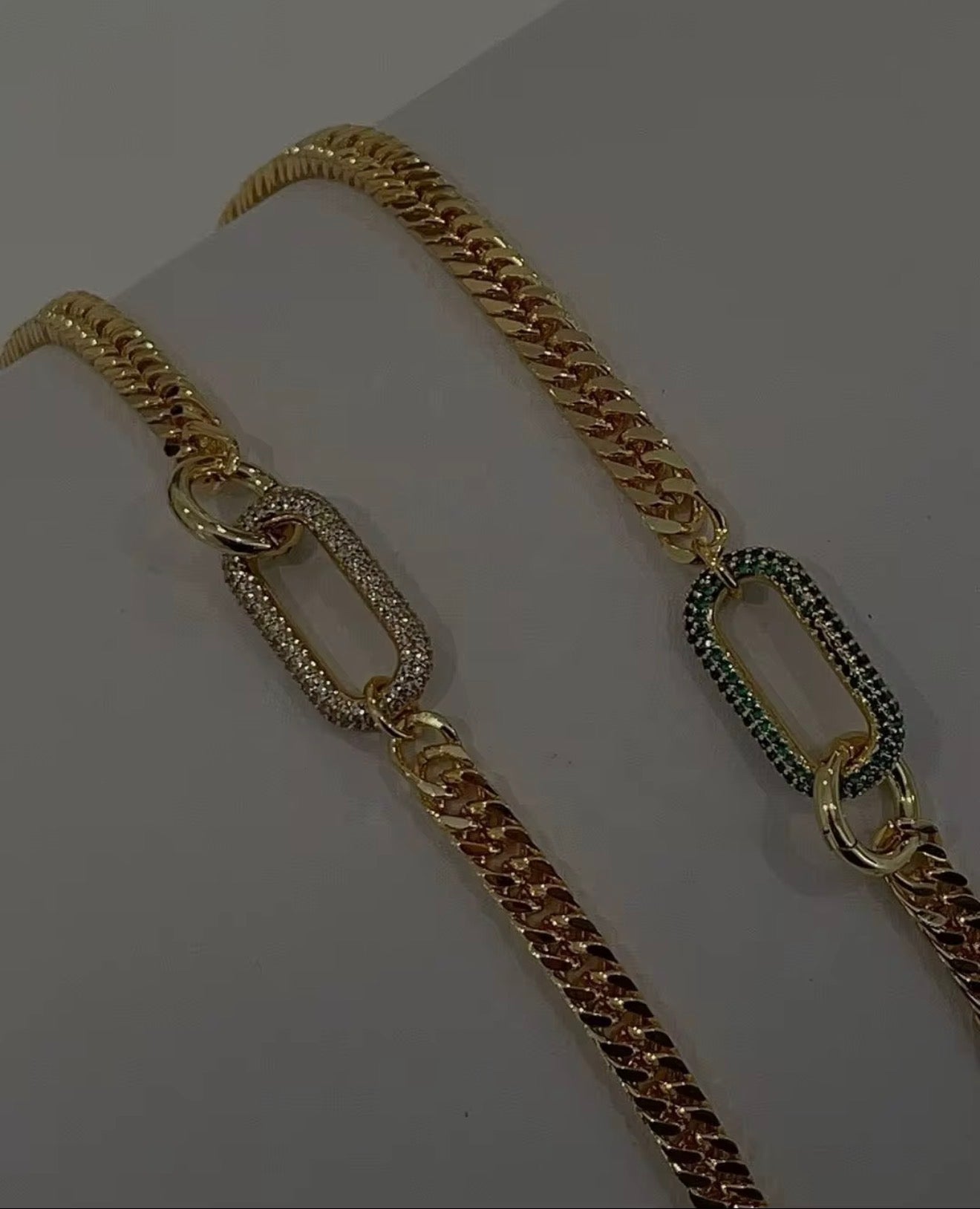 Waterproof Classic gold chain